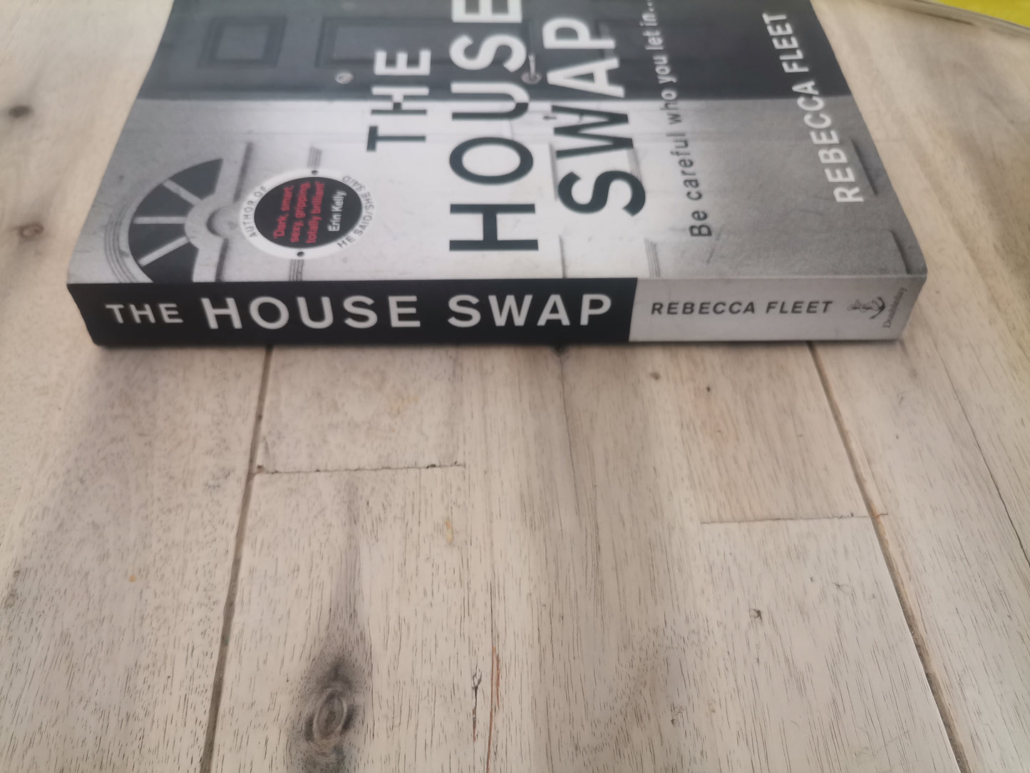 The House Swap - Rebecca Fleet (Trade Paperback)