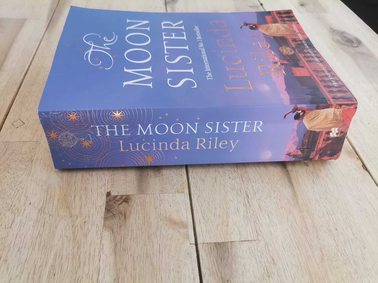 The Moon Sister – Lucinda Riley (The Seven Sisters #5)