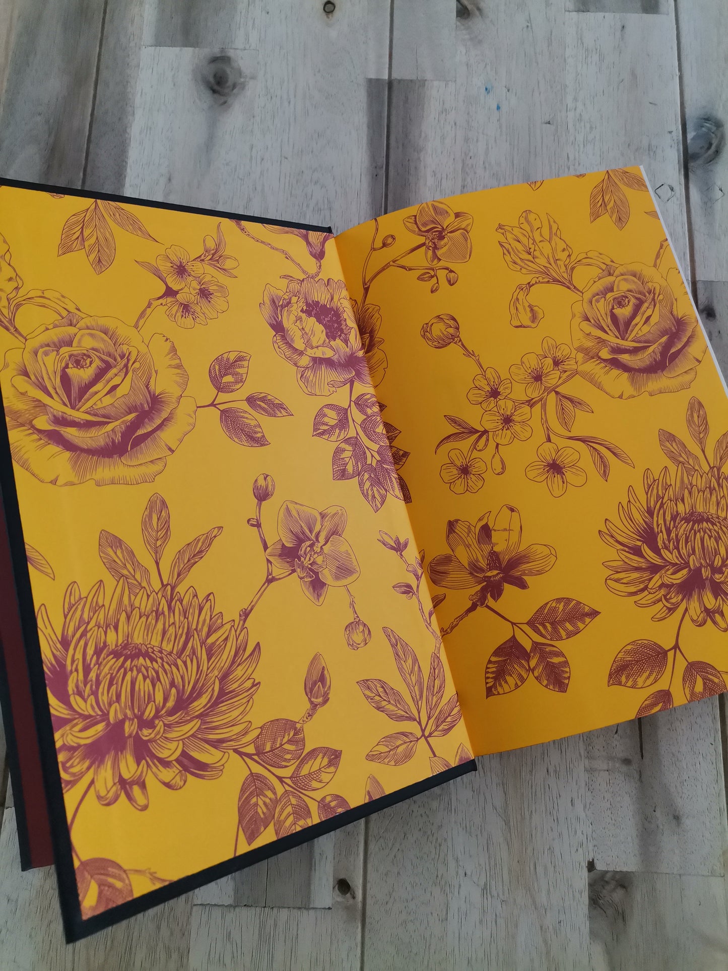 Phantasma – Special Edition Hardcover