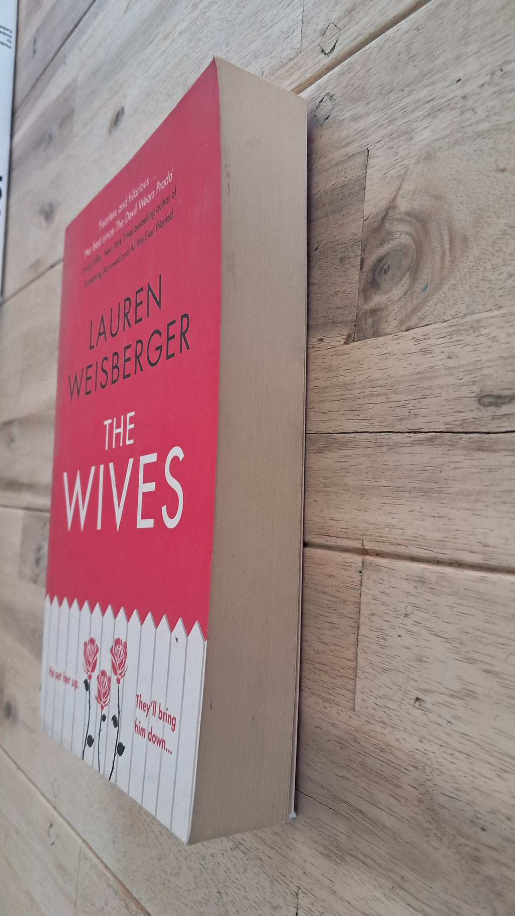 The Wives – Lauren Weisberger
