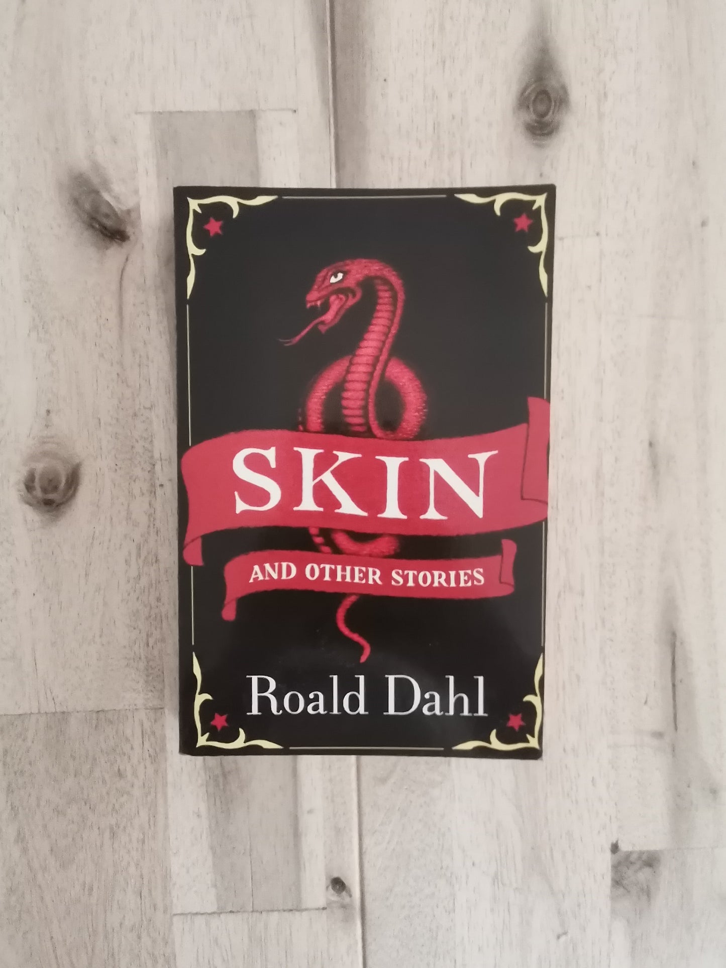 Skin and Other Stories – Roald Dahl