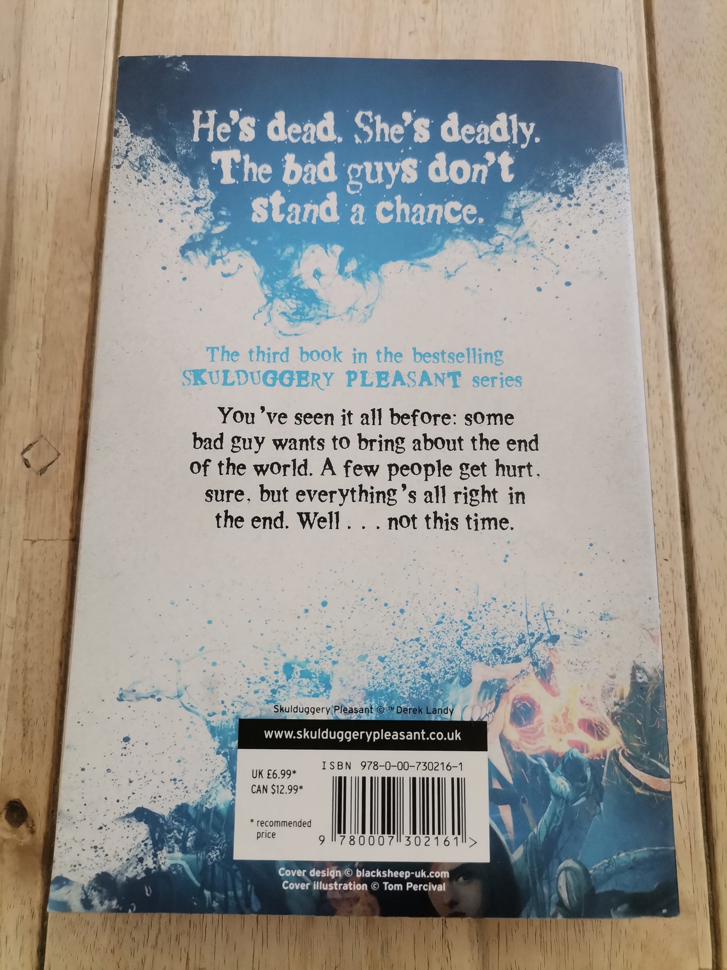 Skulduggery Pleasant The Faceless Ones Derek Landy