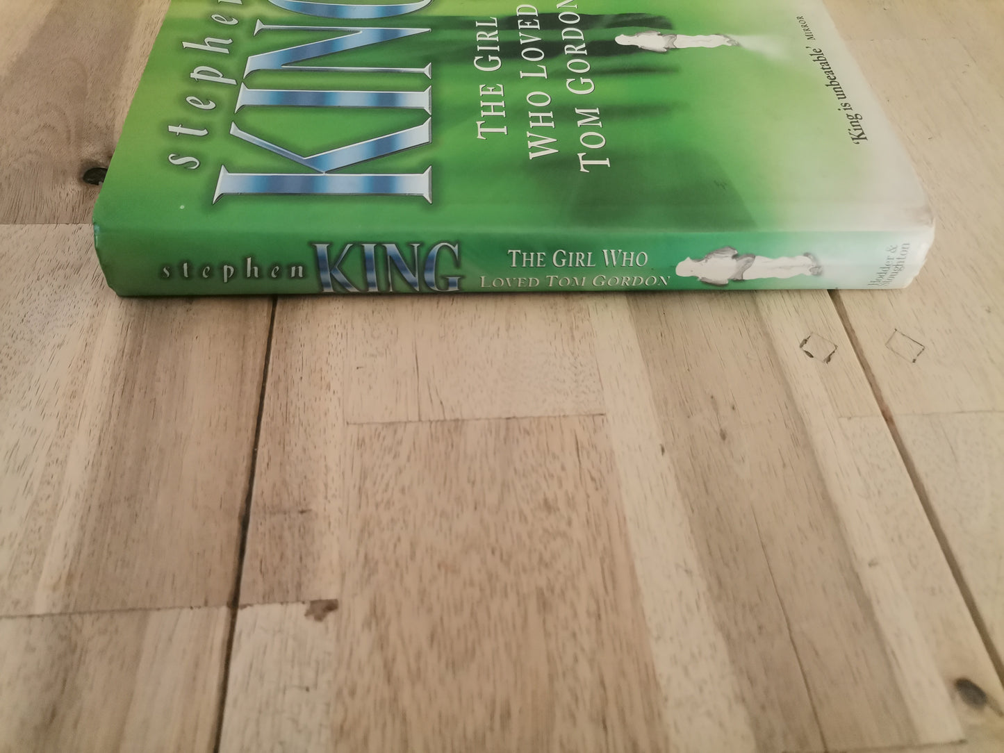 The Girl Who Loved Tom Gordon - Stephen King