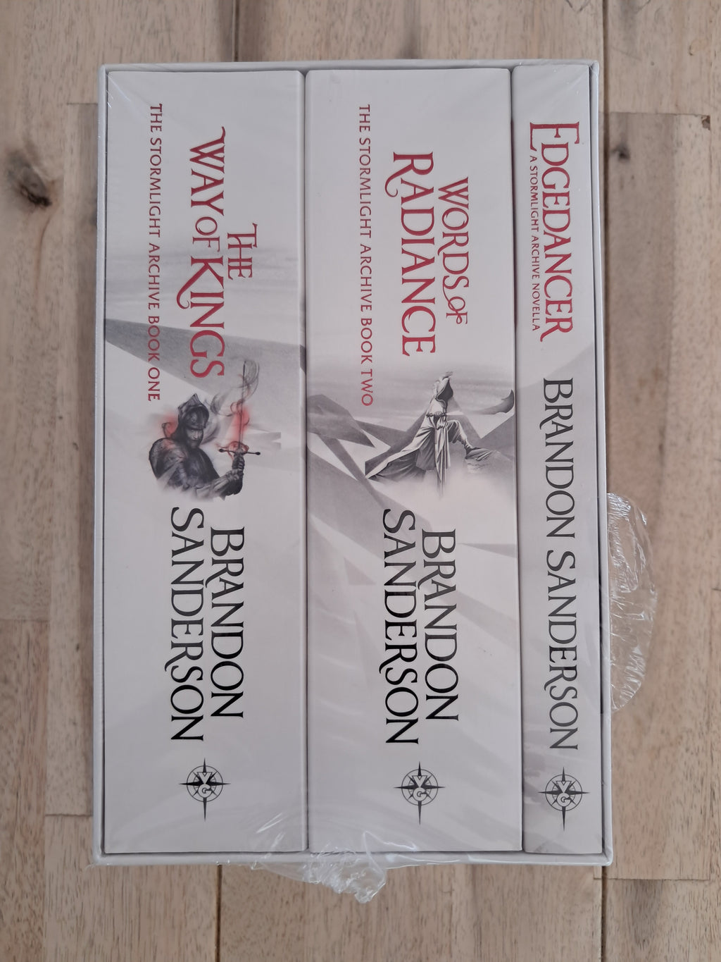 The Stormlight Archive Box Set: Books 1-3 (The Stormlight Archive #1-3) – Brandon Sanderson