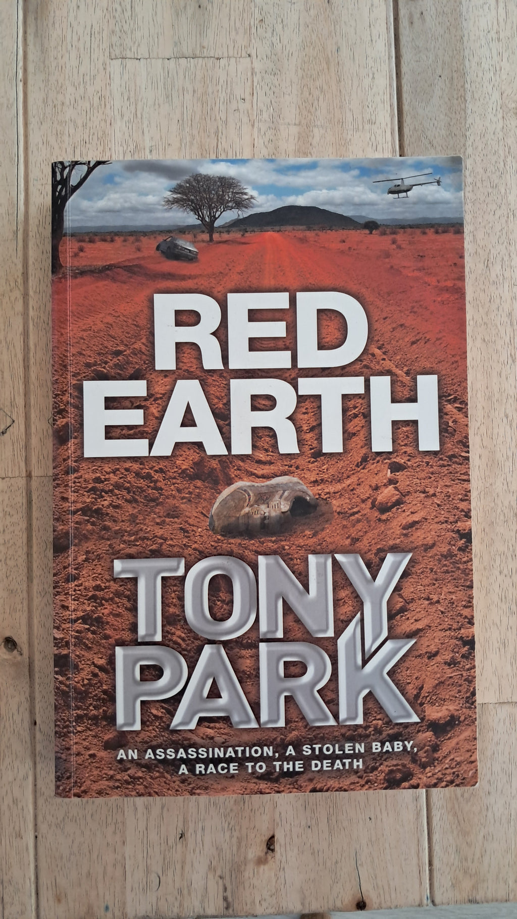 Red Earth – Tony Park