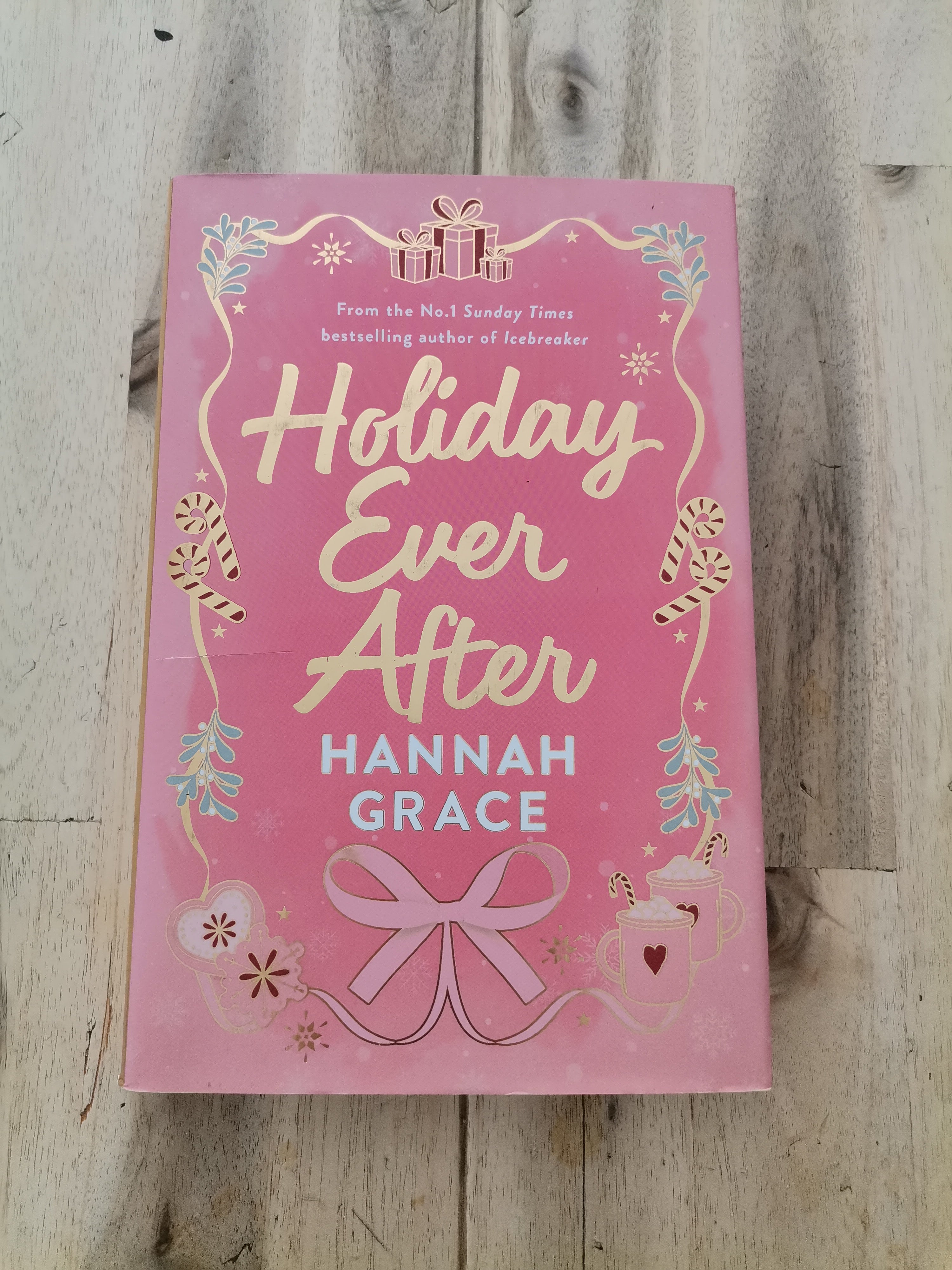 Holiday Ever After – Hannah Grace