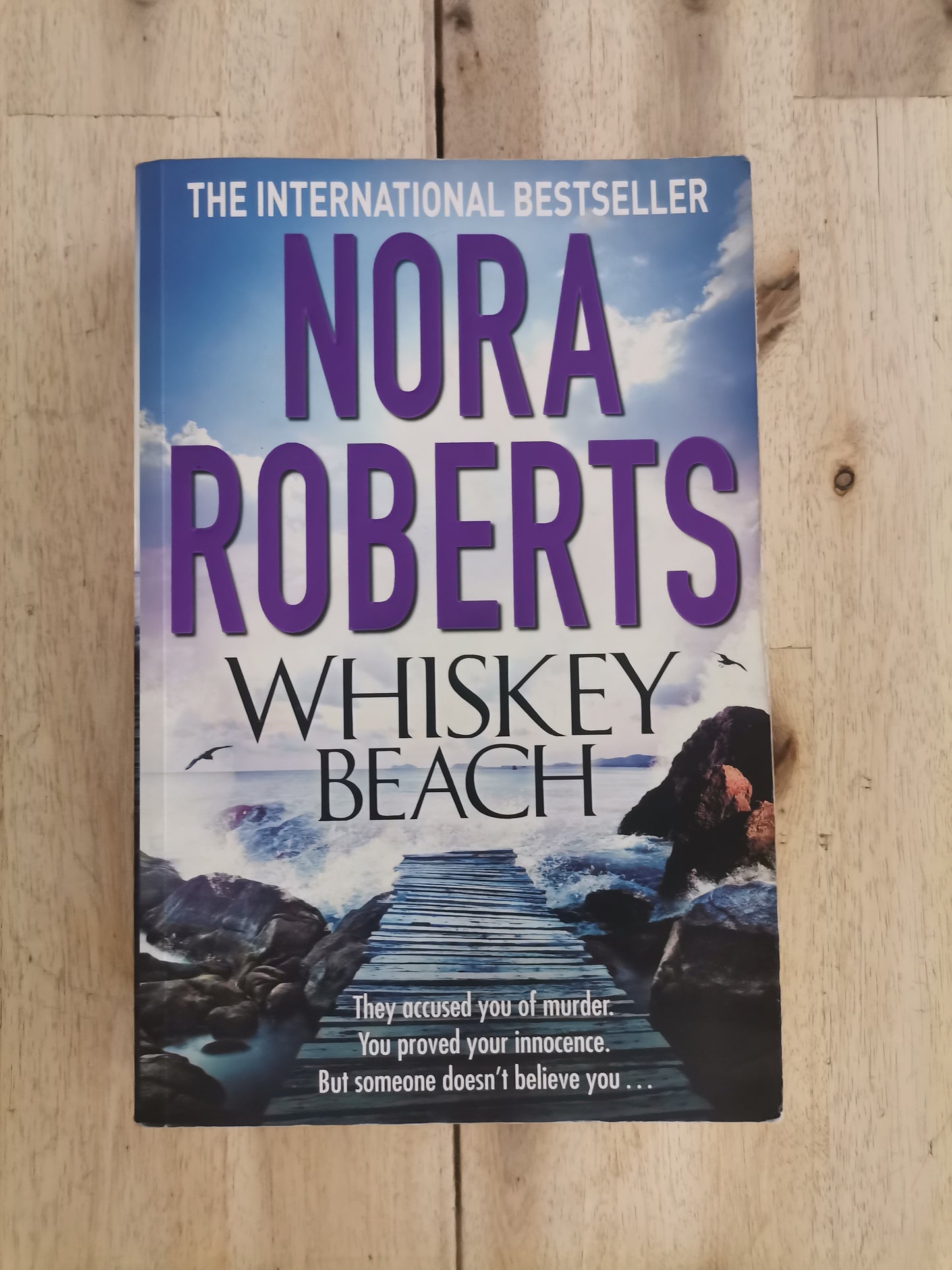 Whiskey Beach – Nora Roberts