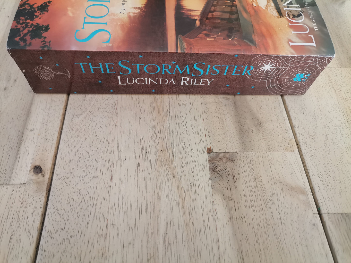 The Storm Sister by Lucinda Riley - Paperback