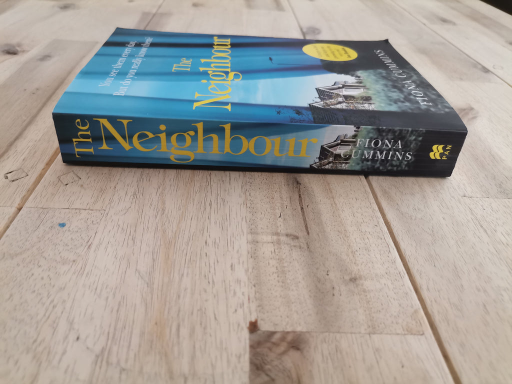 The Neighbour – Fiona Cummins