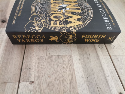 Fourth Wing by Rebecca Yarros - Paperback