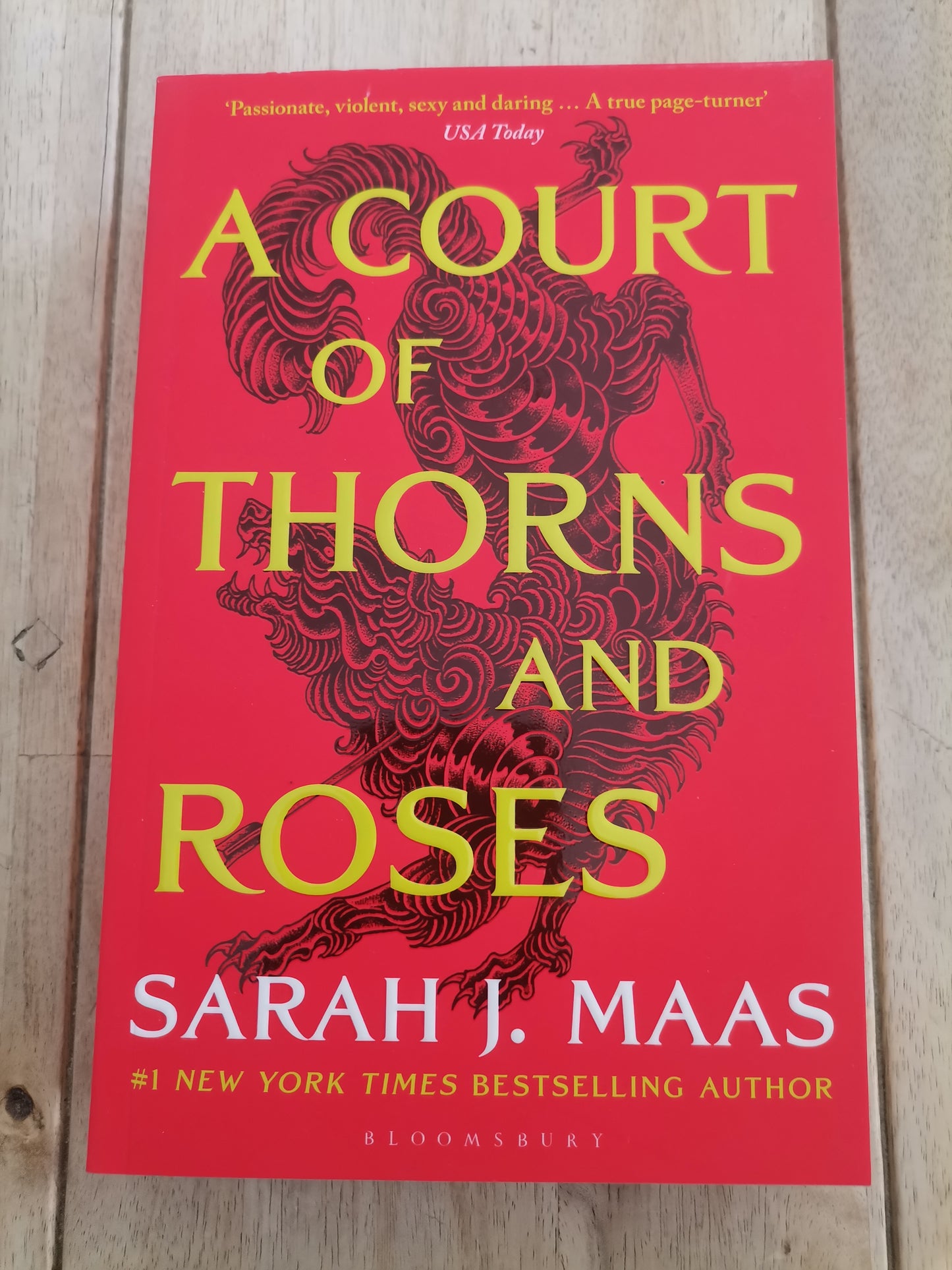 A Court Of Thorns And Roses Sarah J Maas