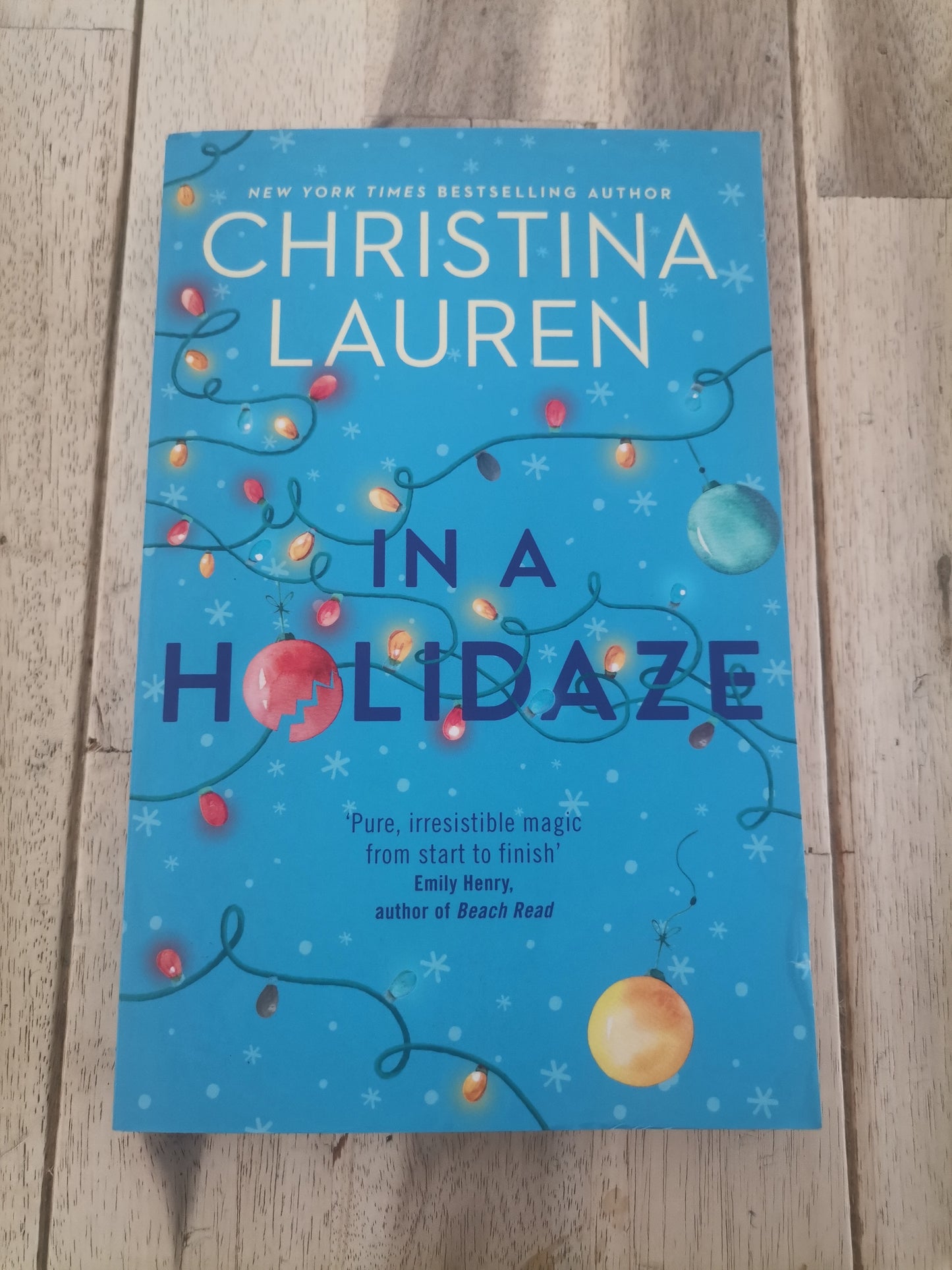 In a Holidaze - Christina Lauren (Paperback)