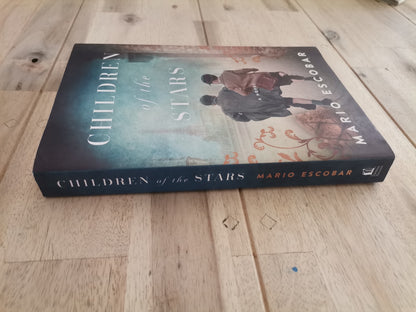 Children of the Stars – Mario Escobar