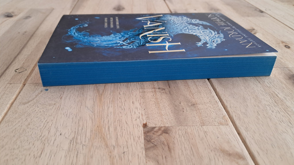 Vanish – Sophie Jordan