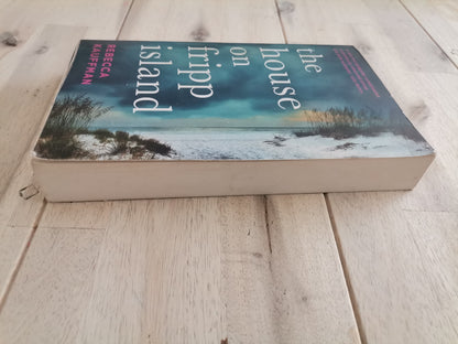 The House on Fripp Island – Rebecca Kauffman