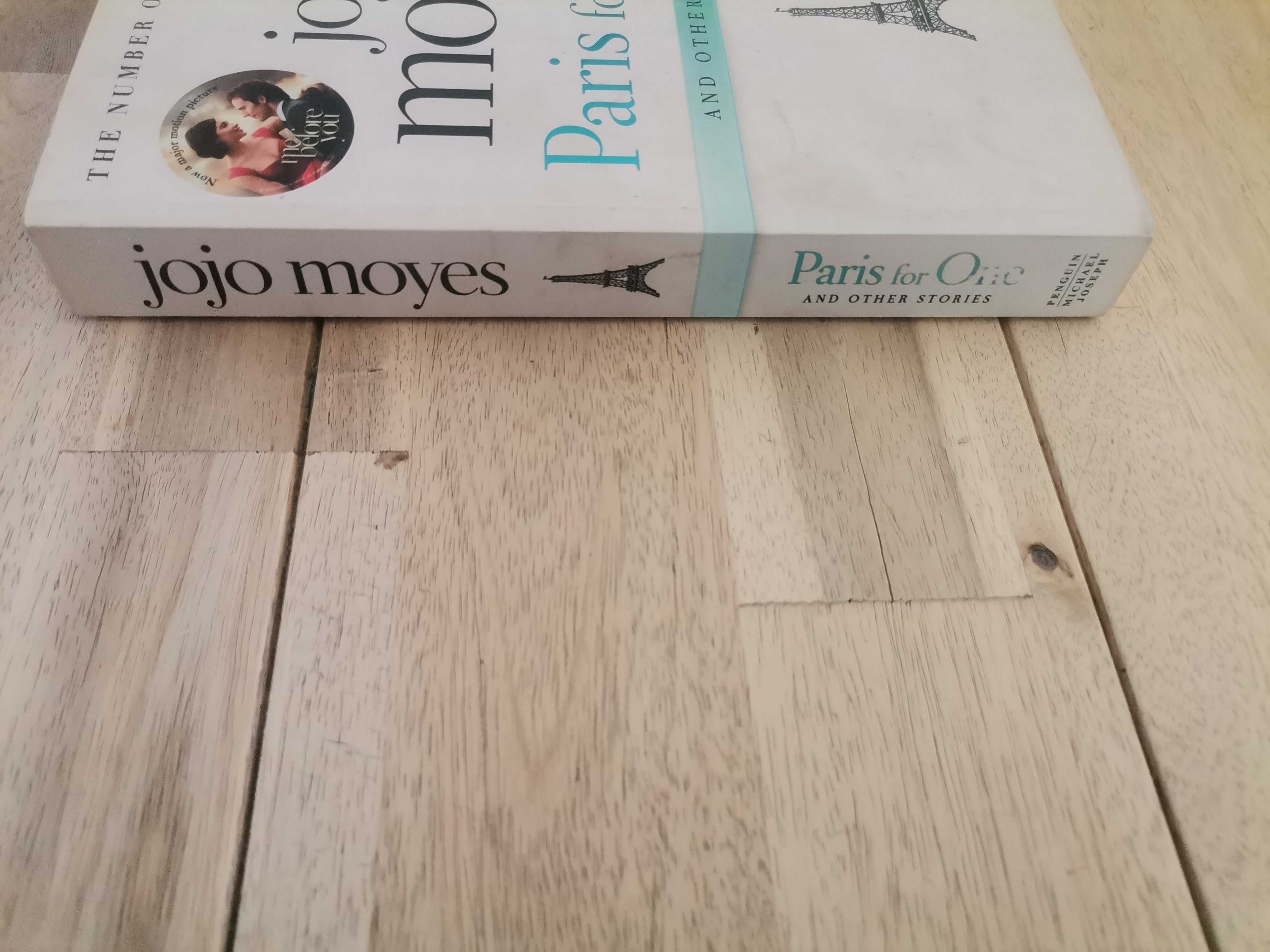 Paris for One and Other Stories by Jojo Moyes