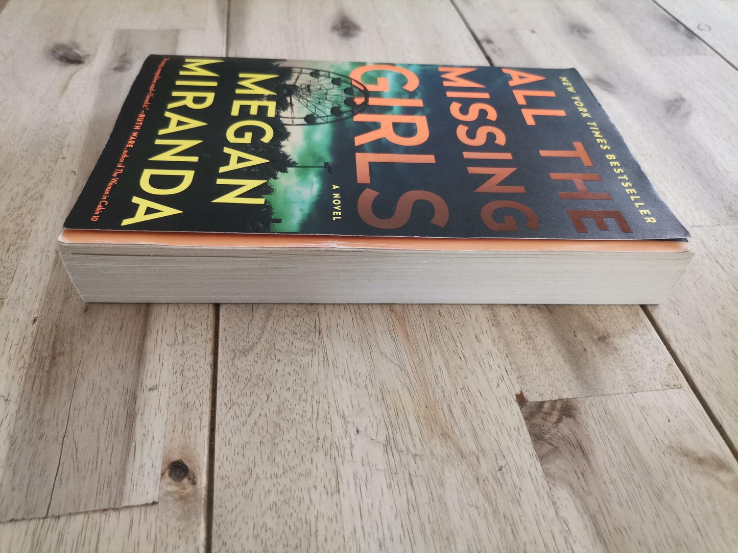 All the Missing Girls – Megan Miranda