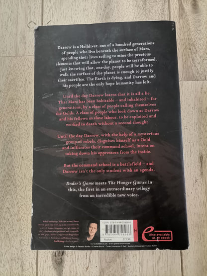 Red Rising - Pierce Brown (Trade Paperback)