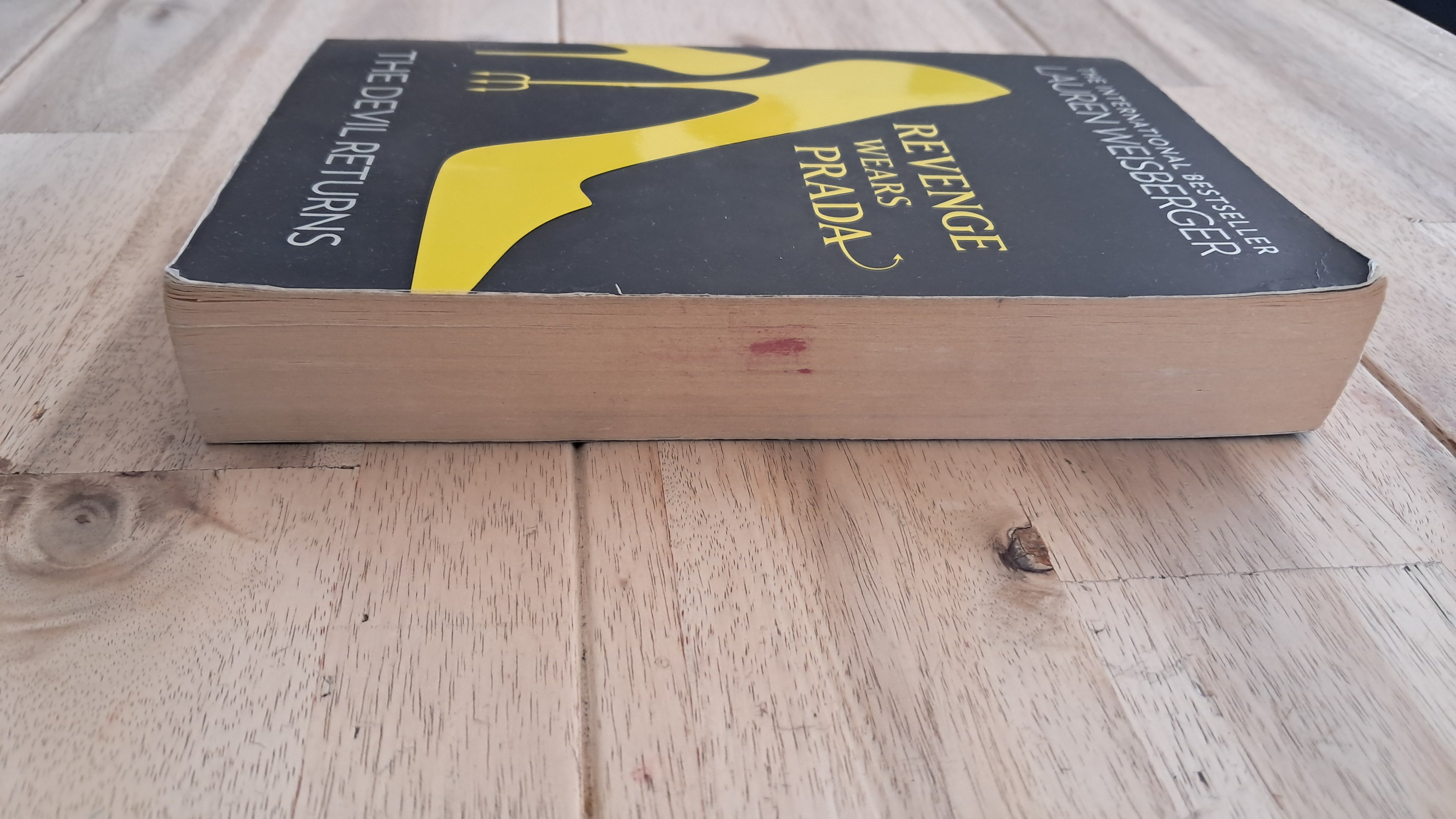 Revenge Wears Prada – Lauren Weisberger