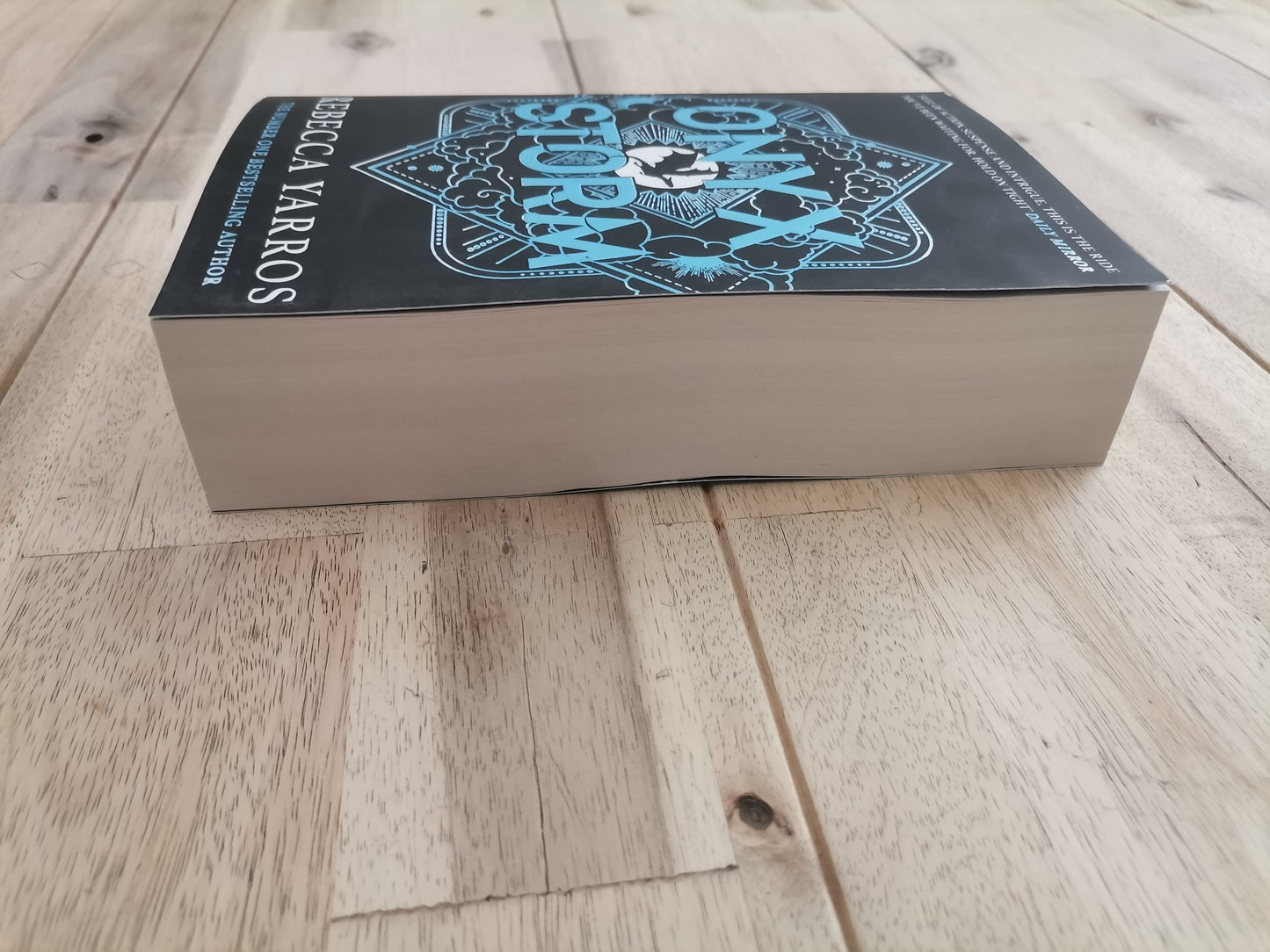 Onyx Storm – Rebecca Yarros
