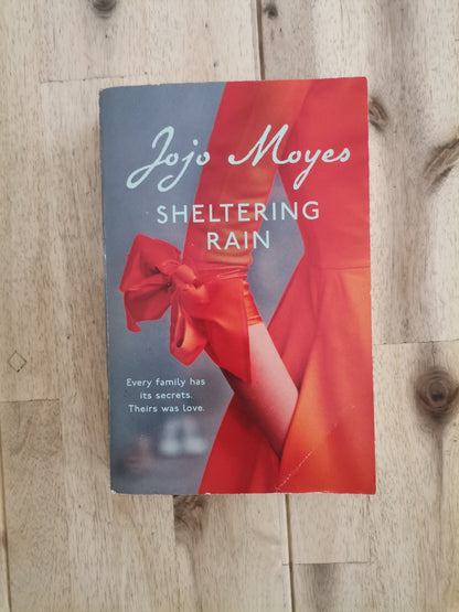 Sheltering Rain – Jojo Moyes
