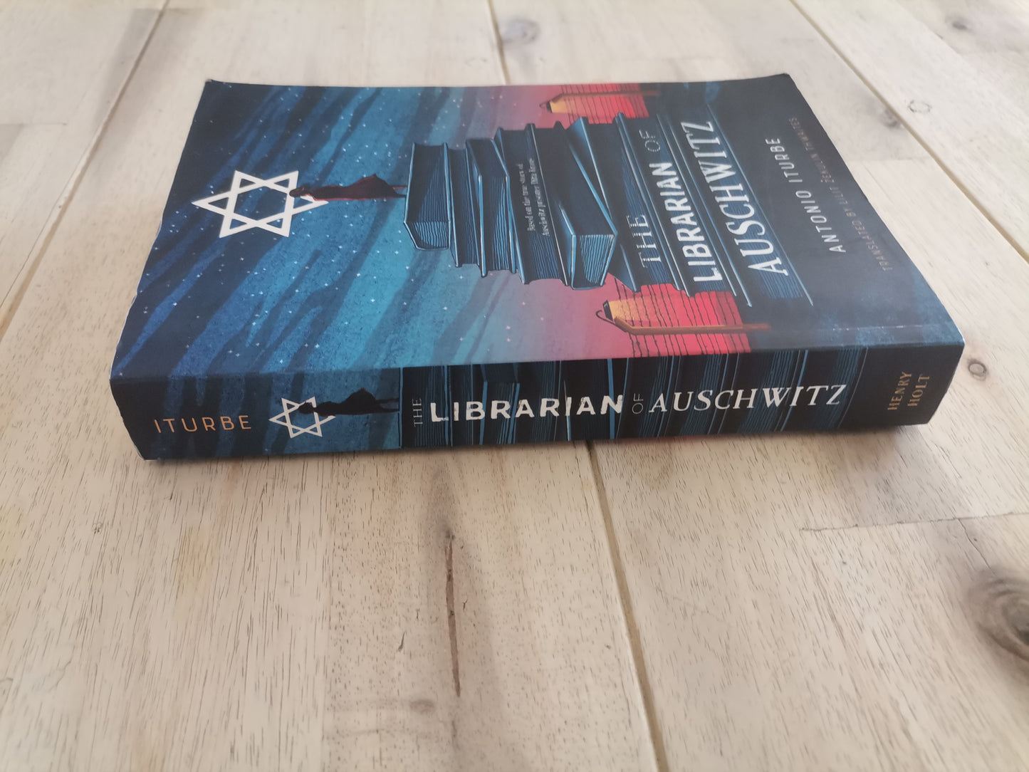 The Librarian of Auschwitz – Antonio Iturbe