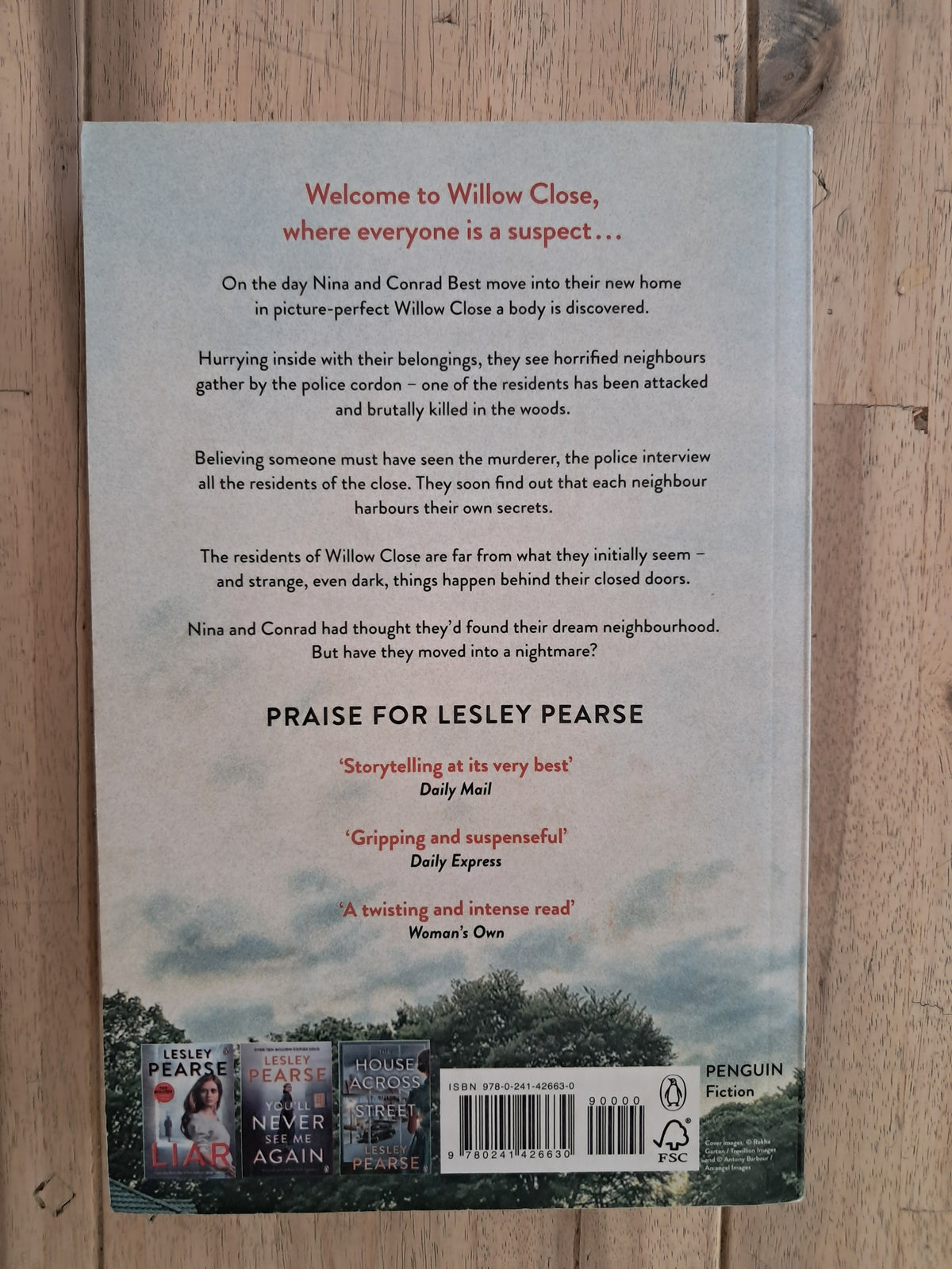 Suspects – Lesley Pearse