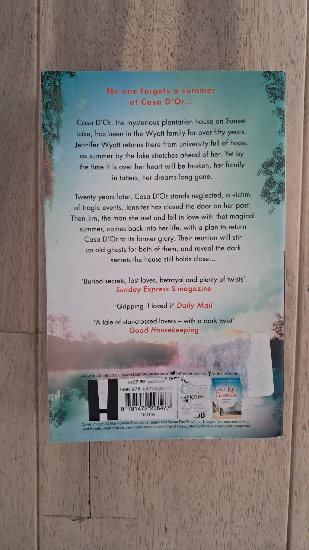 The House on Sunset Lake – Tasmina Perry