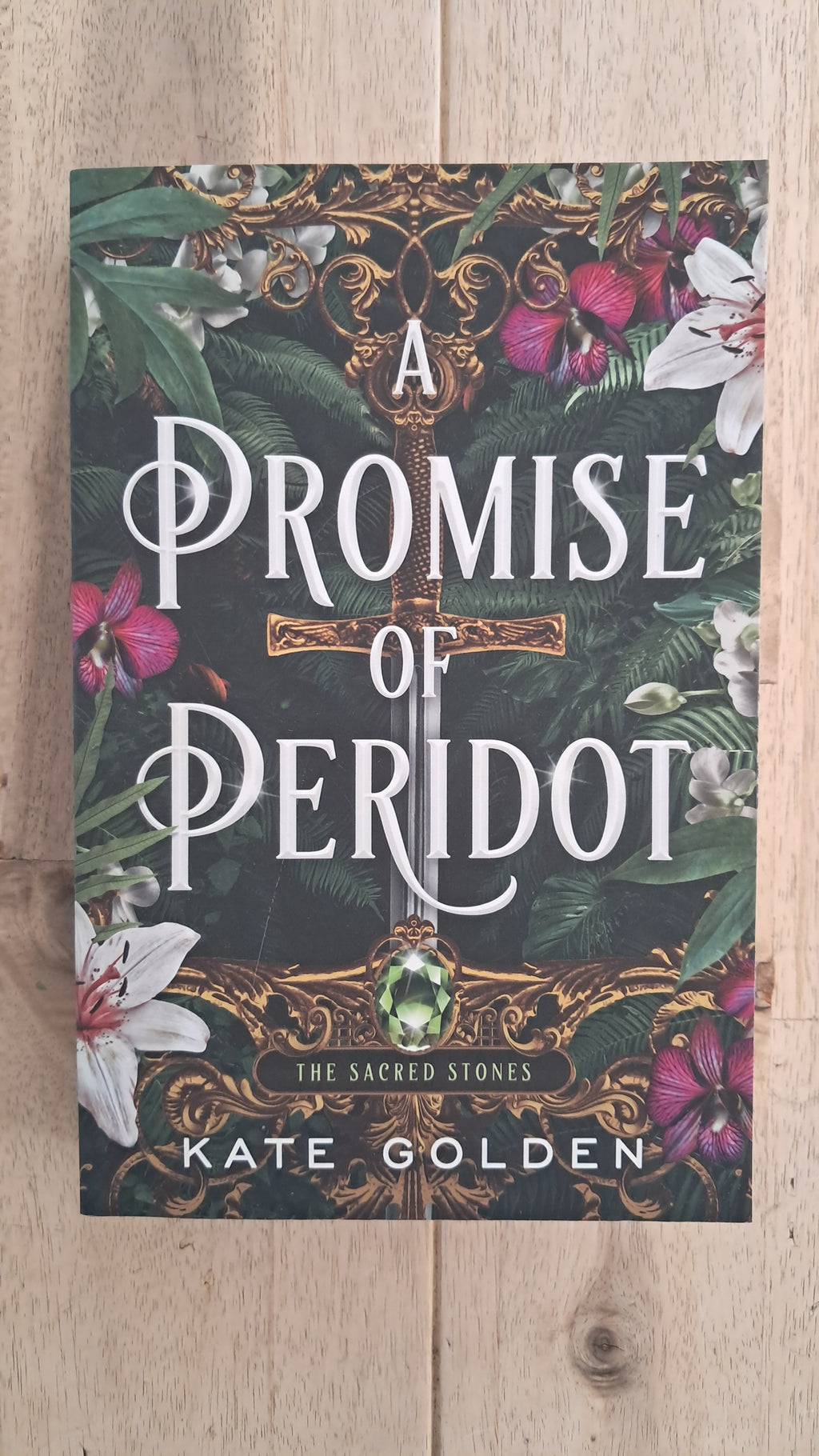 A Promise of Peridot – Kate Golden
