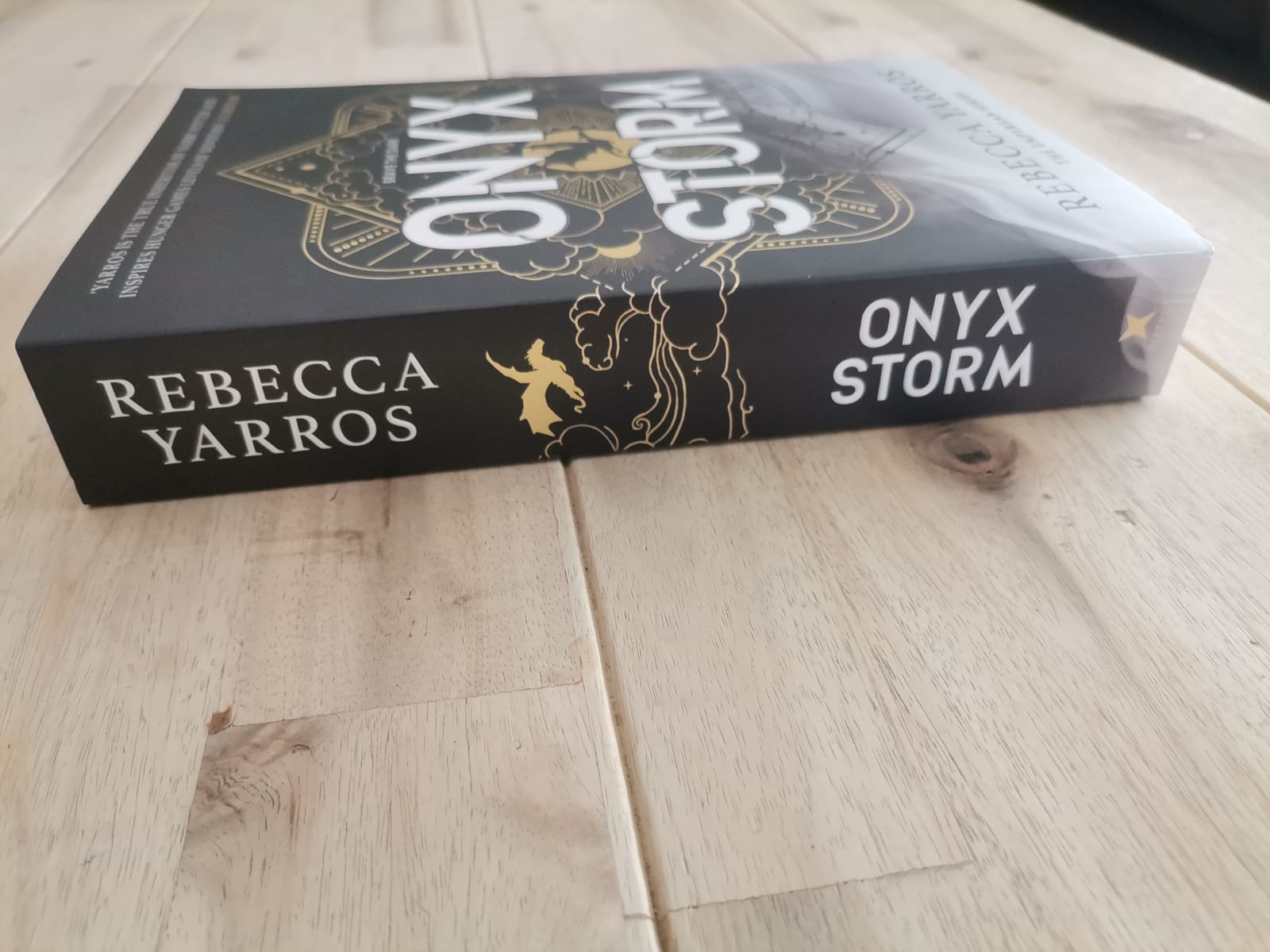 Onyx Storm – Rebecca Yarros