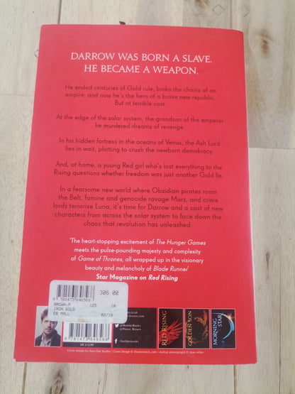 Iron Gold - Pierce Brown (Trade Paperback)