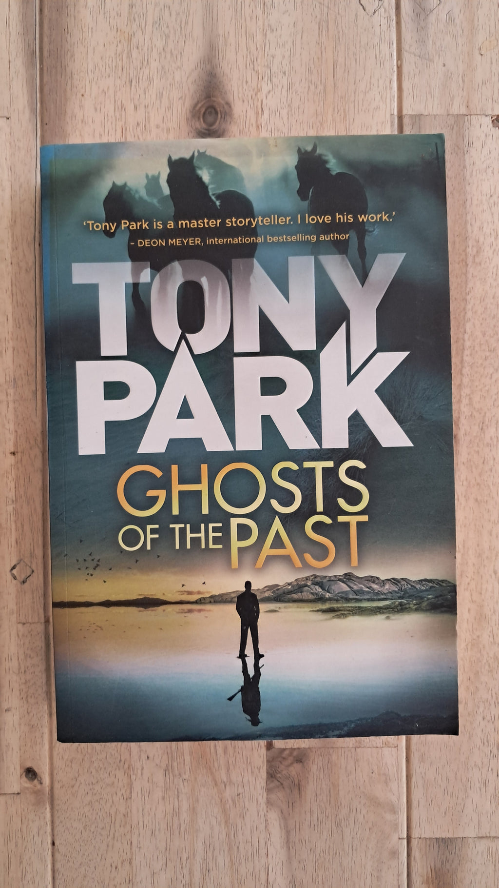 Ghosts of the Past – Tony Park