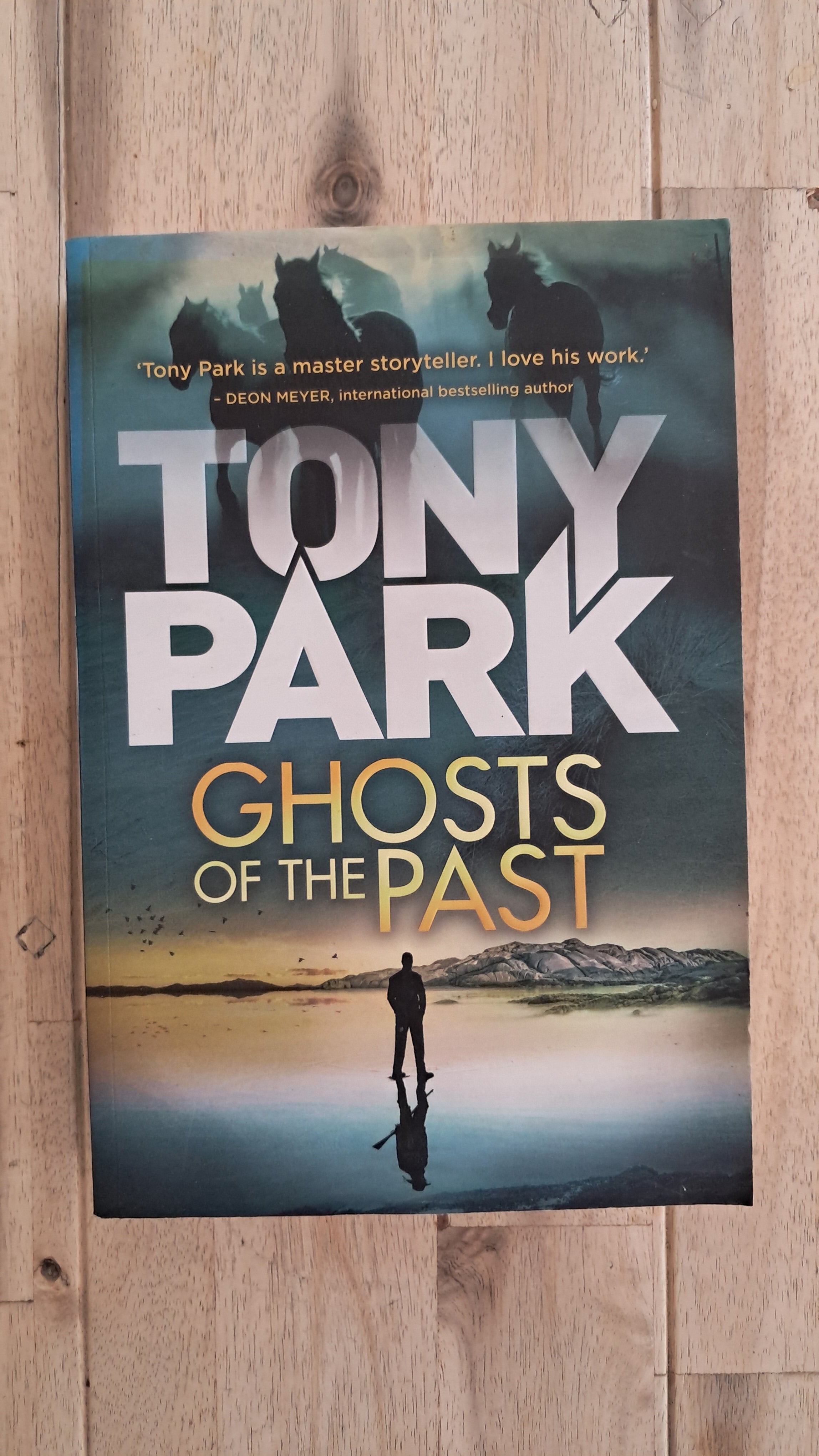 Ghosts of the Past – Tony Park