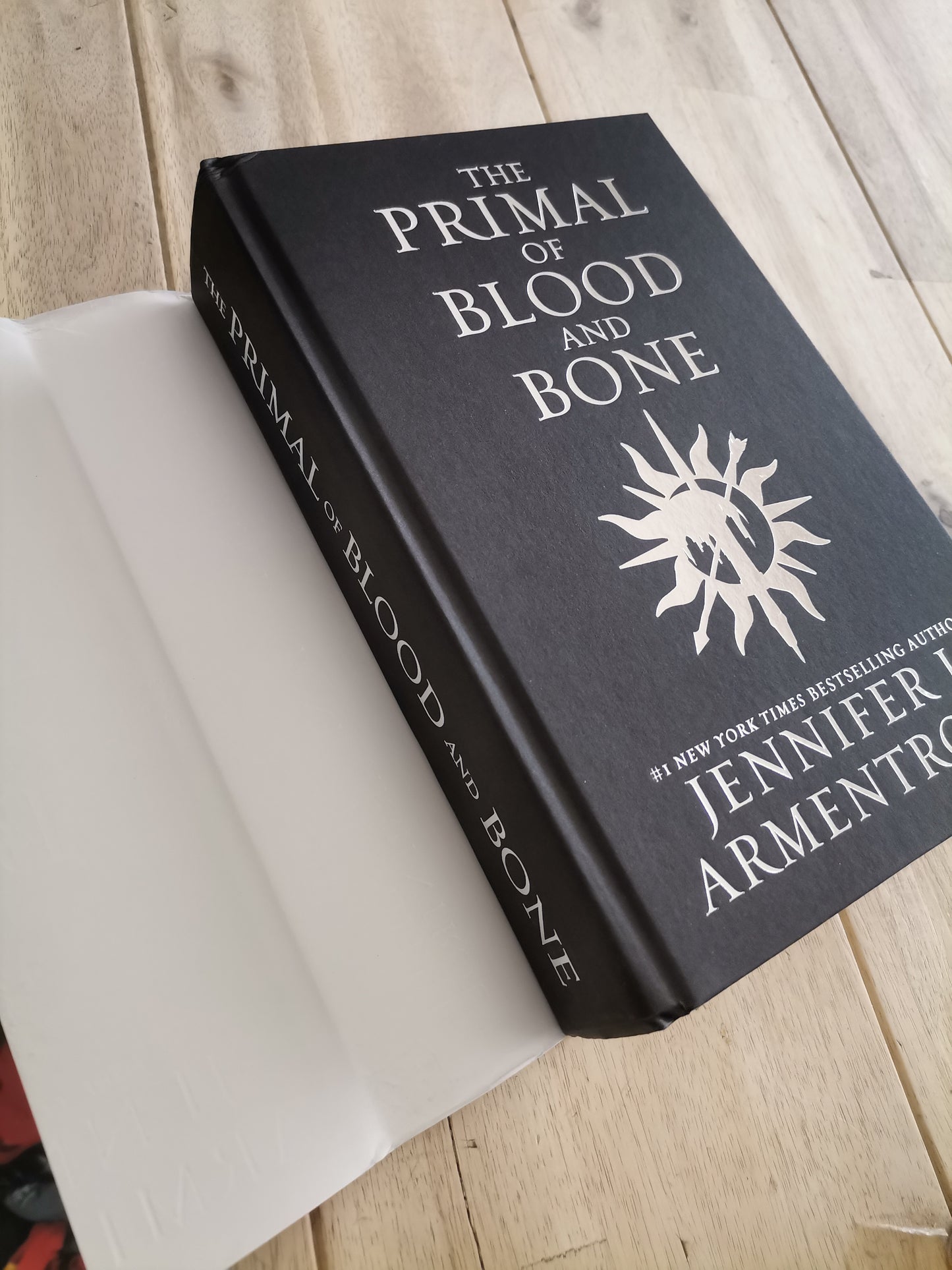 The Primal of Blood and Bone — Jennifer L. Armentrout