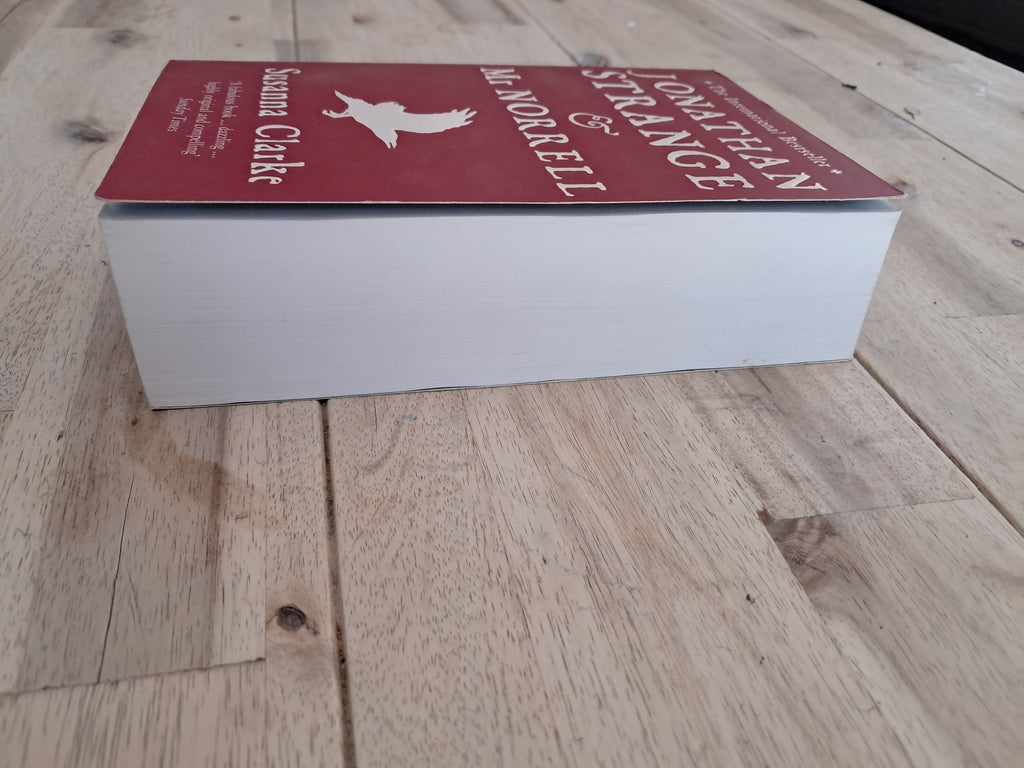 Jonathan Strange & Mr Norrell – Susanna Clarke