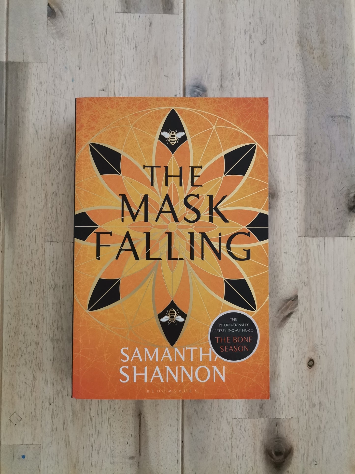 The Mask Falling – Samantha Shannon