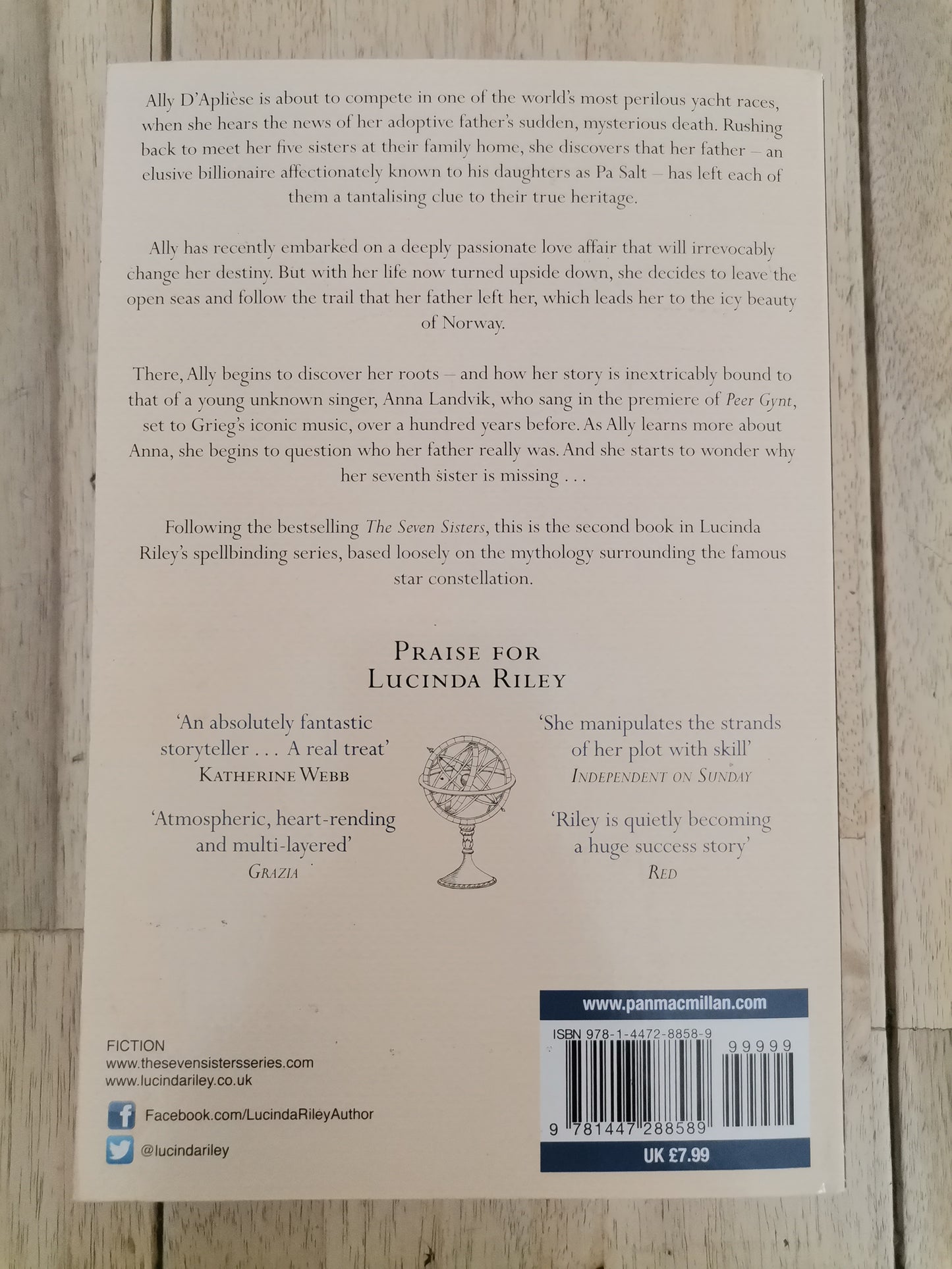 The Storm Sister by Lucinda Riley - Paperback