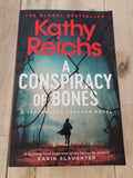 A Conspiracy of Bones – Kathy Reichs