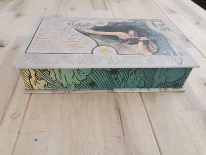 When the Moon Hatched – Sarah A. Parker