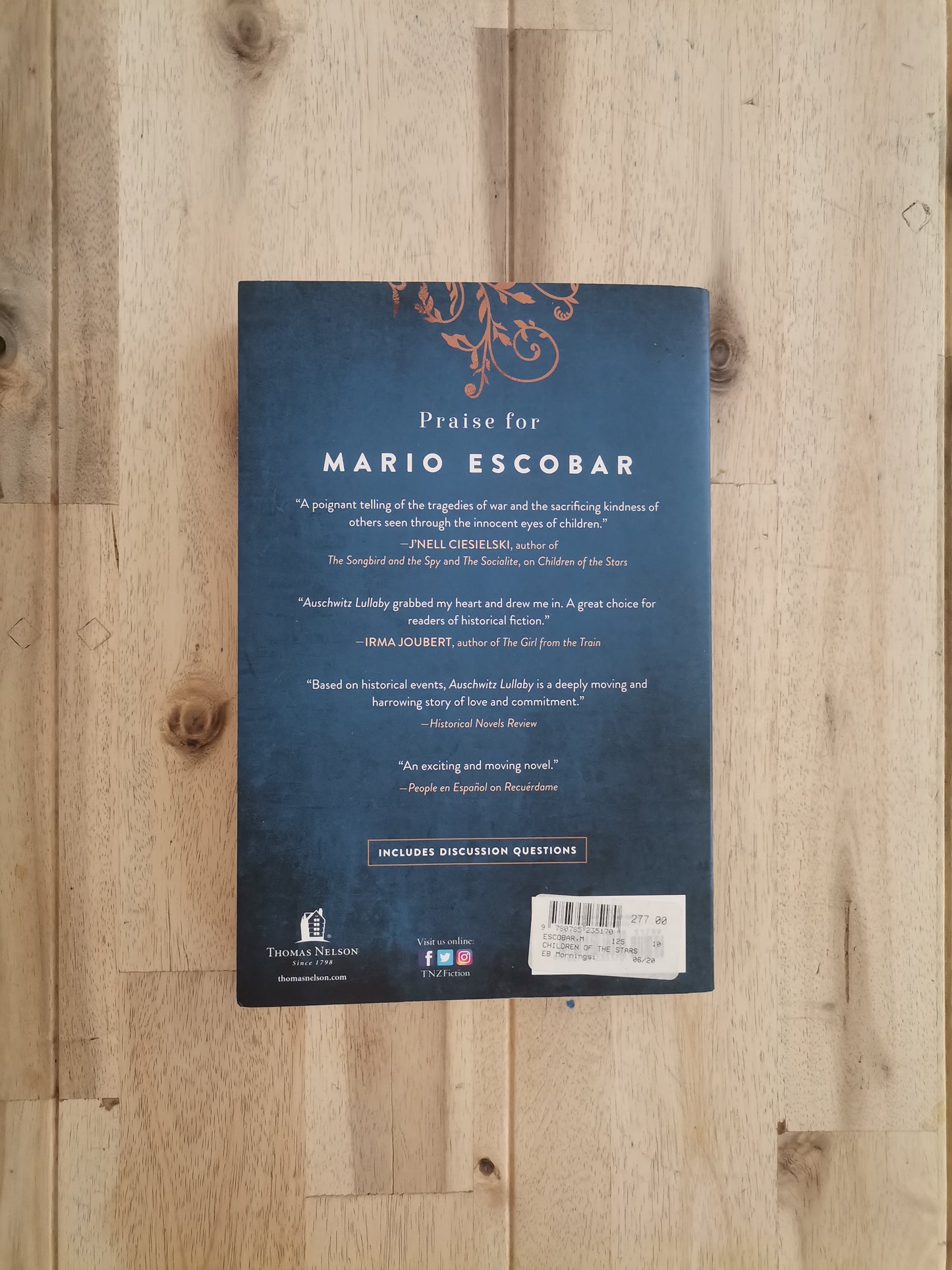 Children of the Stars – Mario Escobar