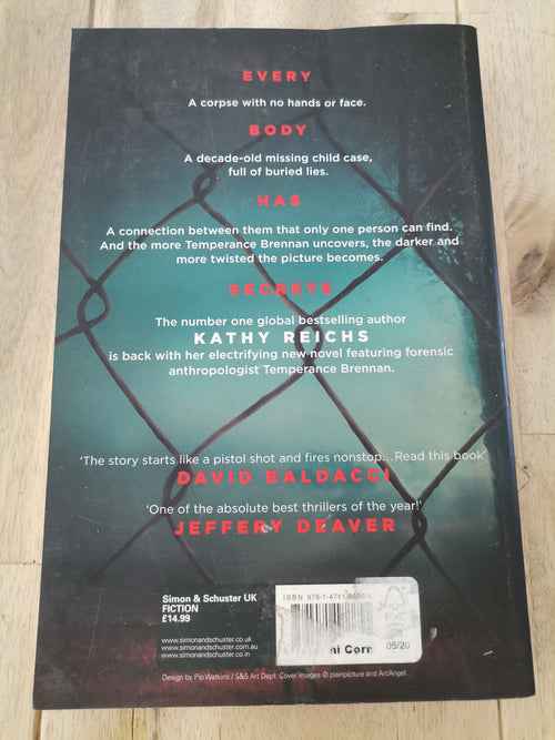 A Conspiracy of Bones – Kathy Reichs