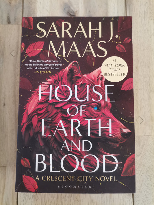 House of Earth and Blood by Sarah J. Maas - Paperback