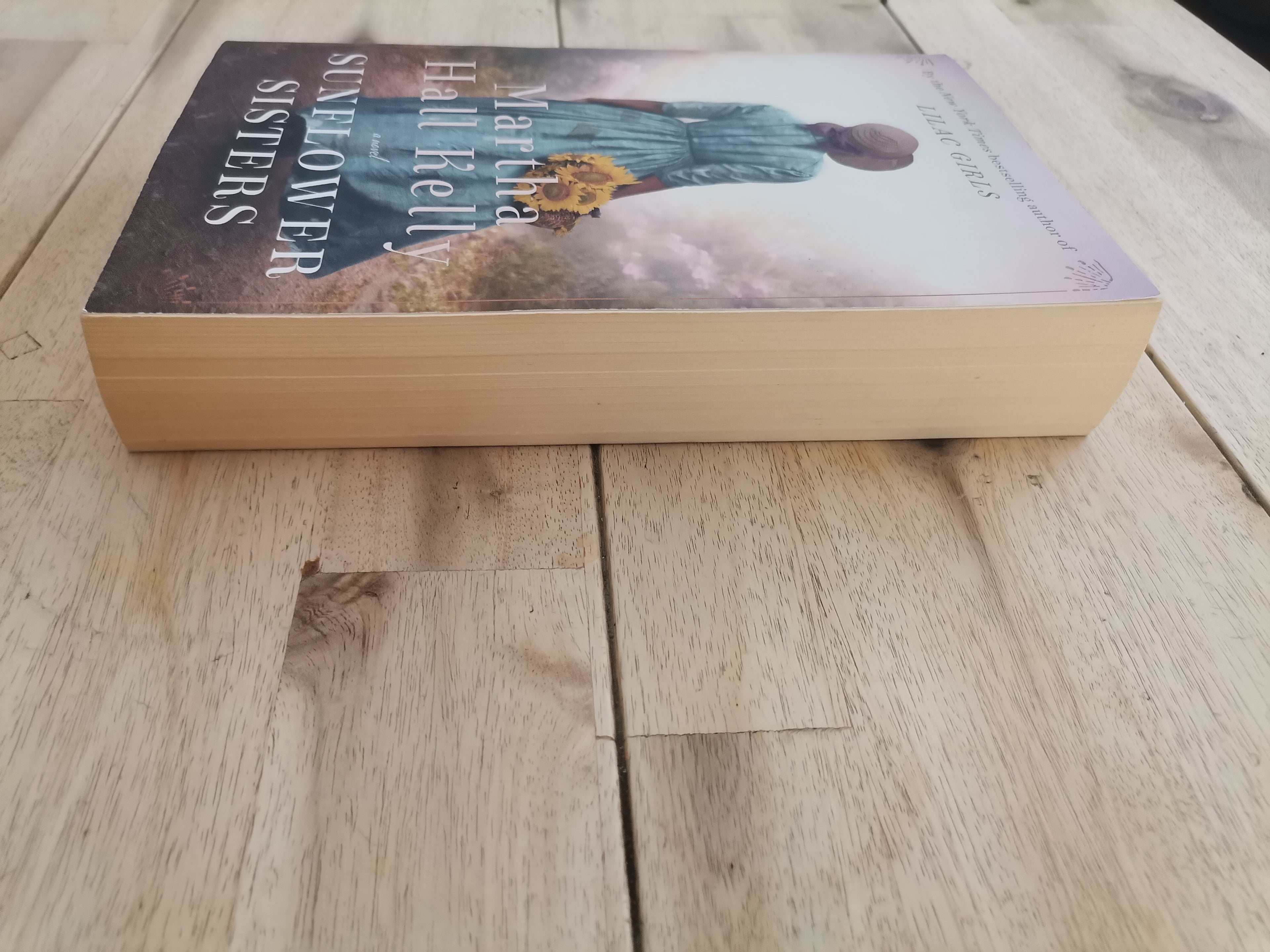 The Sunflower Sisters – Martha Hall Kelly