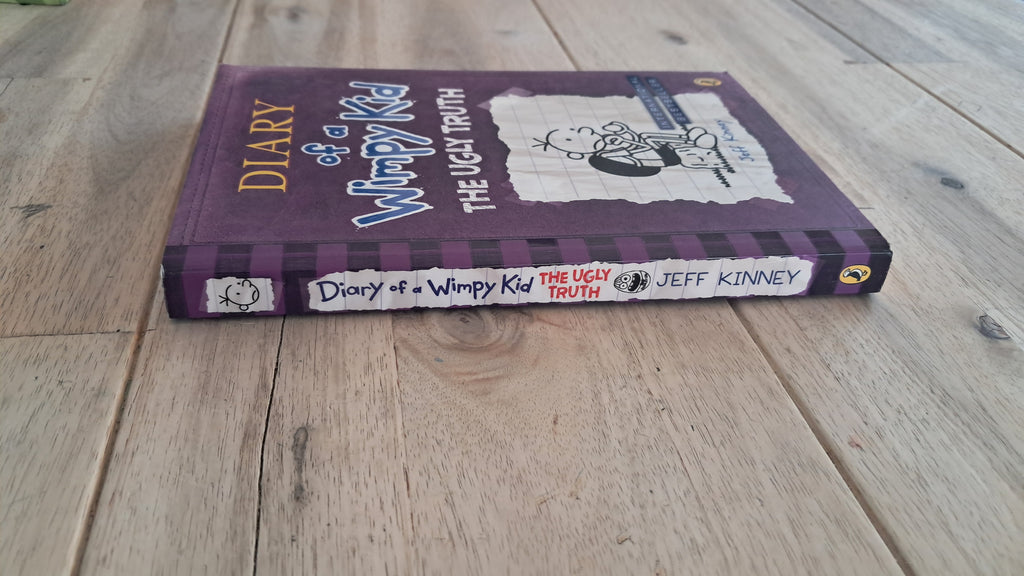 Diary of a Wimpy Kid: The Ugly Truth – Jeff Kinney