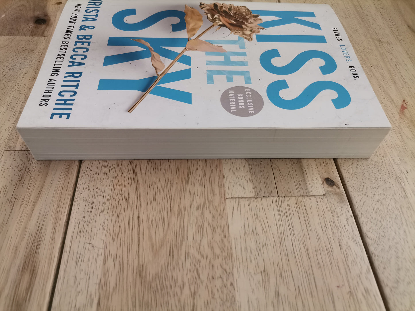 Kiss the Sky by Krista and Becca Ritchie - Paperback