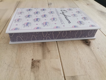 Daydream: Deluxe Edition – Hannah Grace