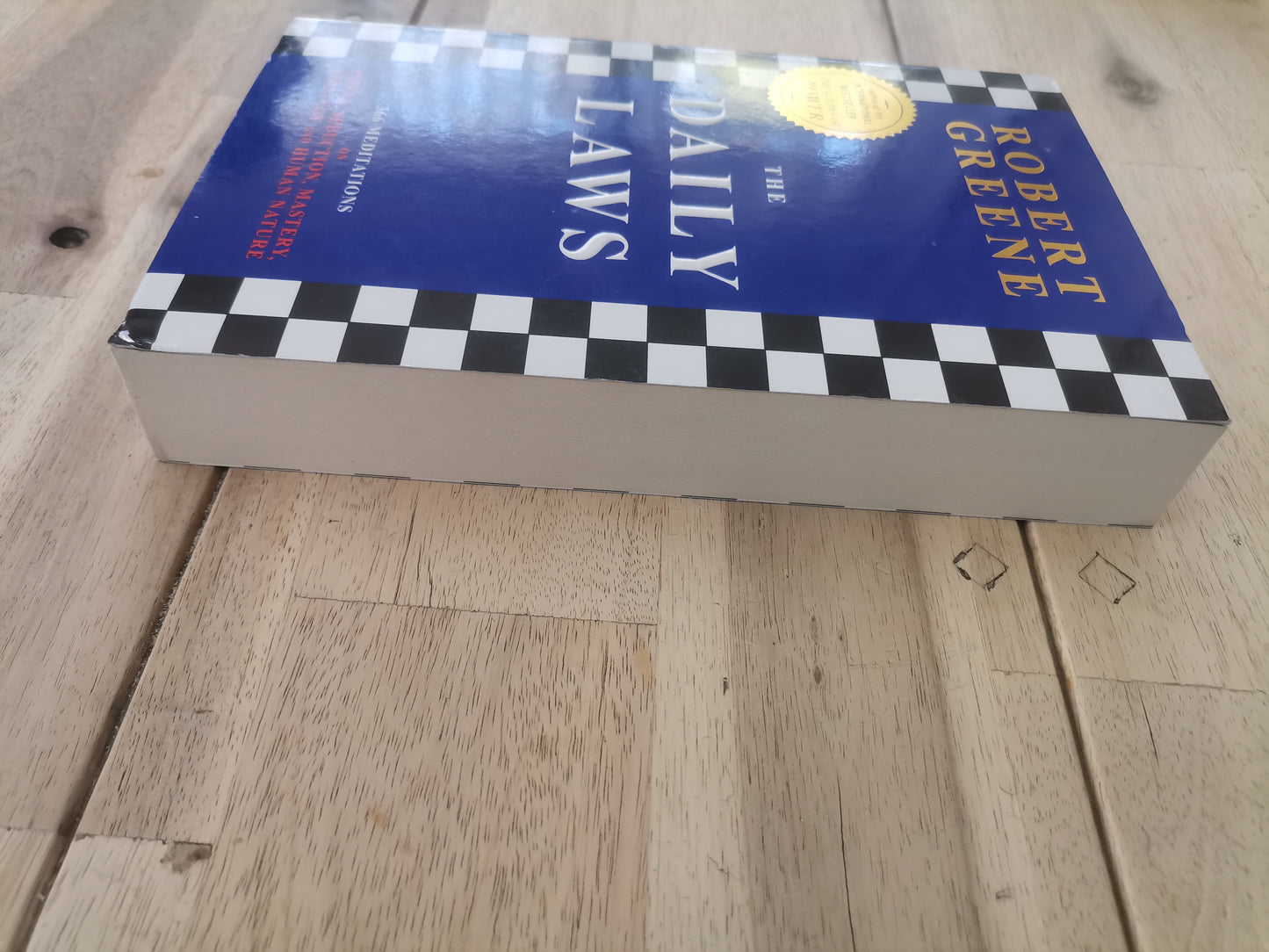 The Daily Laws - Robert Greene