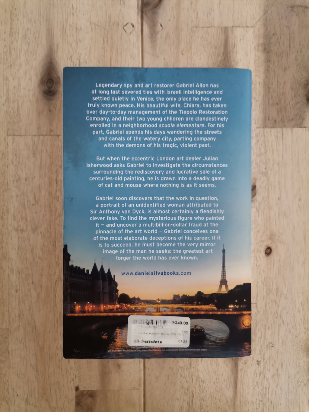 Portrait of an Unknown Woman – Daniel Silva