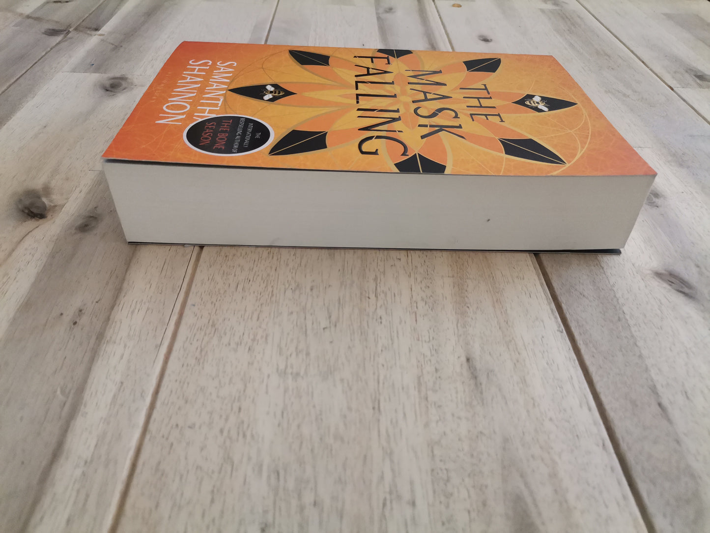 The Mask Falling – Samantha Shannon
