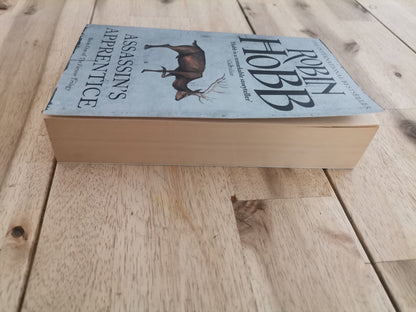 Assassin's Apprentice – Robin Hobb